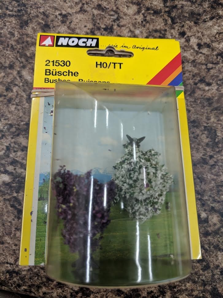 Noch 21530 HO Bushes Plantation Trees (Pack of 2)