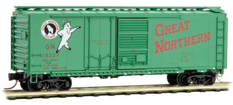 Micro-Trains 02200210 N Great Northern 40' Plug & Sliding Door Boxcar #18337