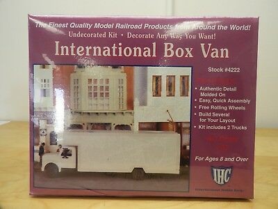 IHC 4222 HO International Hobby Corp. International Box Van Plastic Kit