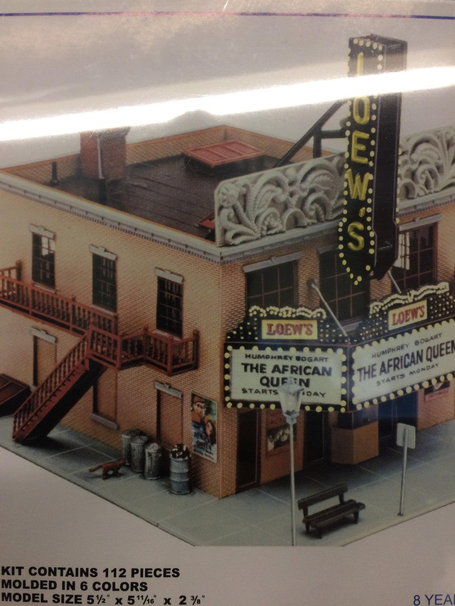 IHC 4-7799 HO Loew''s Movie Theatre Building Kit