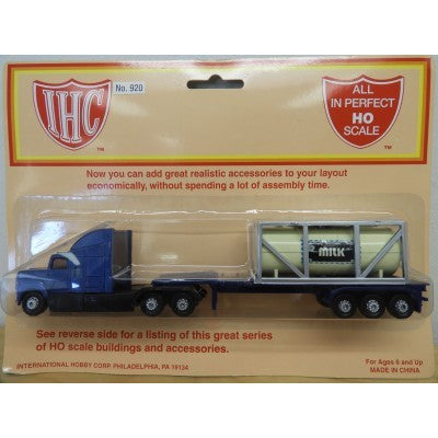 IHC 920 HO Die Cast Flatbed Truck with Milk Tank Container