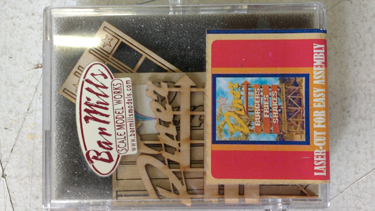 Bar Mills 0127 N Scale Star Diner Billboard Kit
