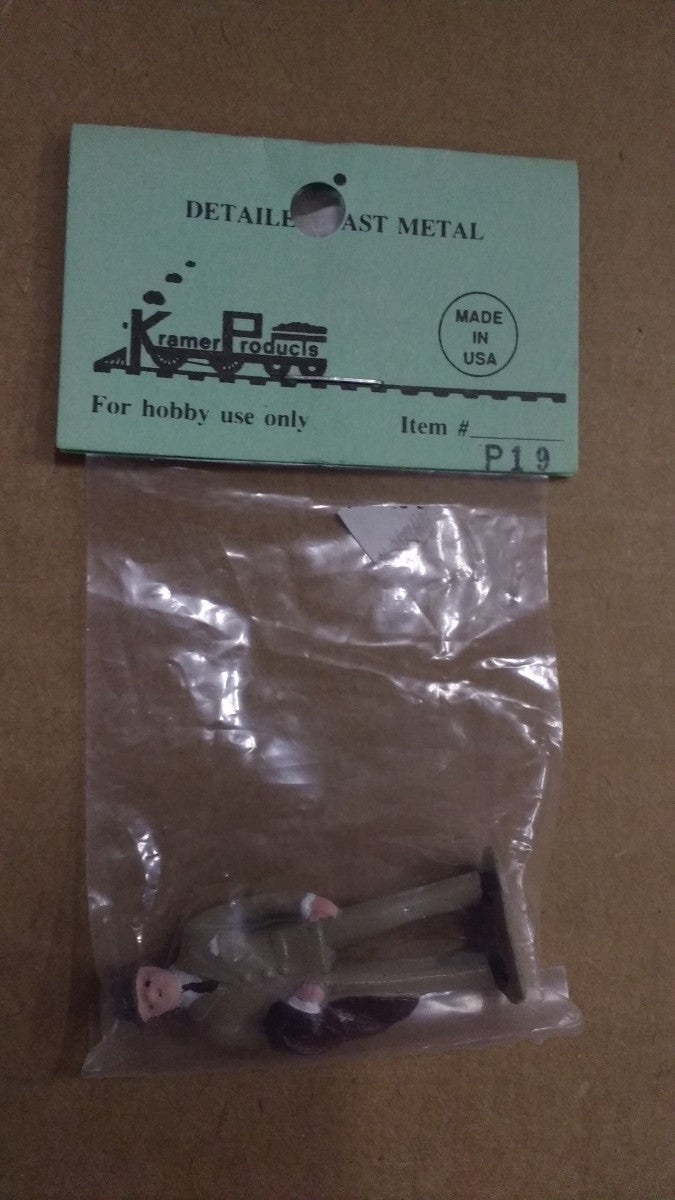 Kramer P-19 O Scale Businessman Man in Tan Suit Detailed Cast Metal Figure