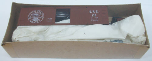 Roundhouse 3112 SP #273 HO Ventillated Boxcar Kit