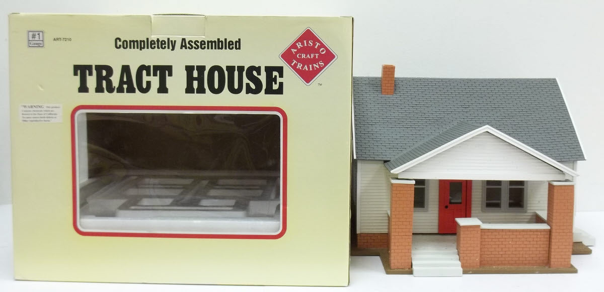 Aristo-Craft 7210 G Scale Tract House