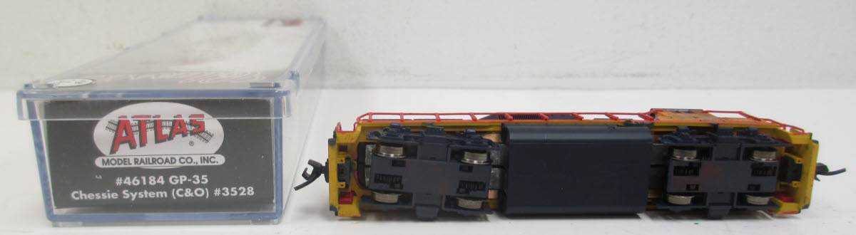Atlas 46184 N Scale C&O Chessie Classic GP35 Diesel Locomotive #3528 w/DCC