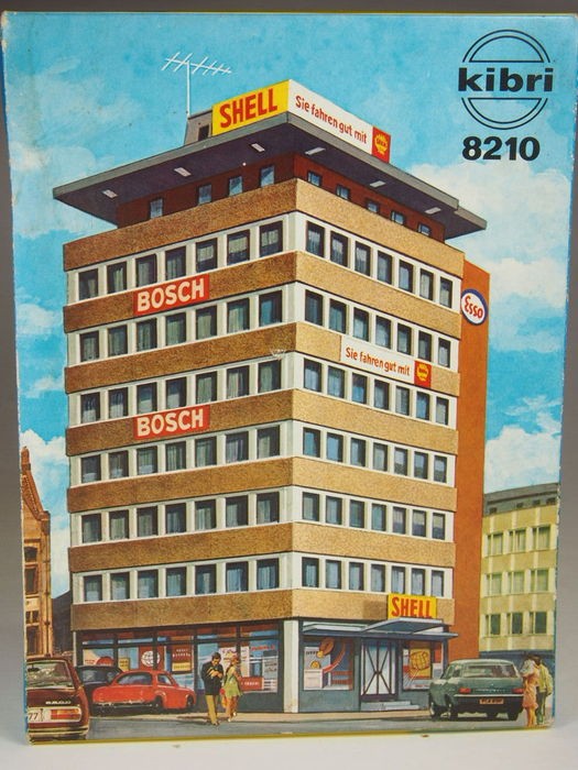 Kibri 8210 HO Shell/Bosch Office Building Kit