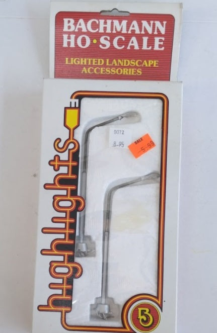 Bachmann 424012 HO Streetlights (Pack of 2)