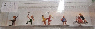 Merten 2197 HO Children Playing Figures (Set of 7)