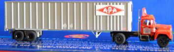 Athearn 70981 HO APA Mack R Tractor w/40' Trailer- RTR