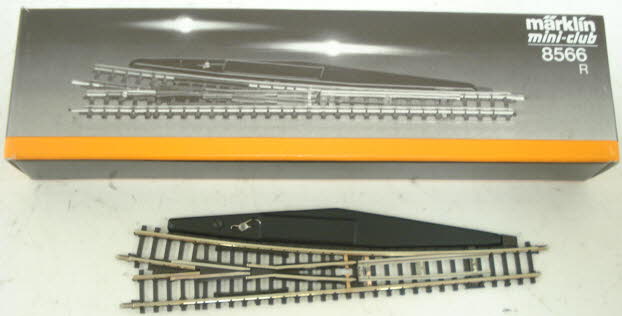 Marklin 8566 Z 4-3/8" 13° Straight Right Manual Switch Turnout