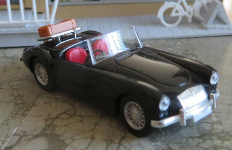 Wiking 818 03 25 HO Dark Green MG A Roadster