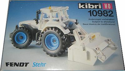 Kibri 10982 1:87 Fendt 326 w/Earth Rollers Kit