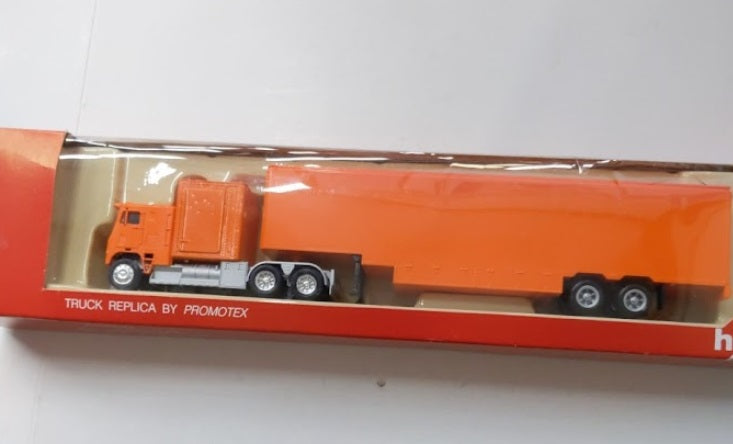 Herpa 6235 1:87 Orange Freightliner Undecorated 48' Moving Van
