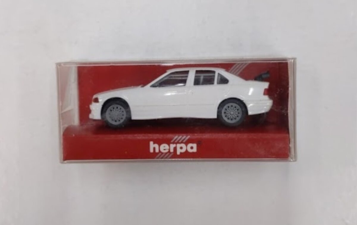 Herpa 21869 1:87 BMW 318 Race version