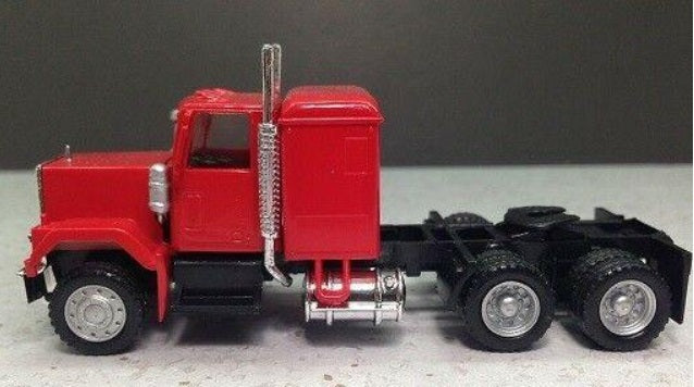 Herpa 25235 HO Red GMC Short Tandem Axle Day Tractor