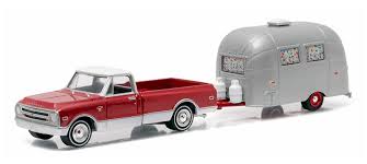 Greenlight Collectibles 32060 HITCH&TOW Ser6 4x2car Set 1:64
