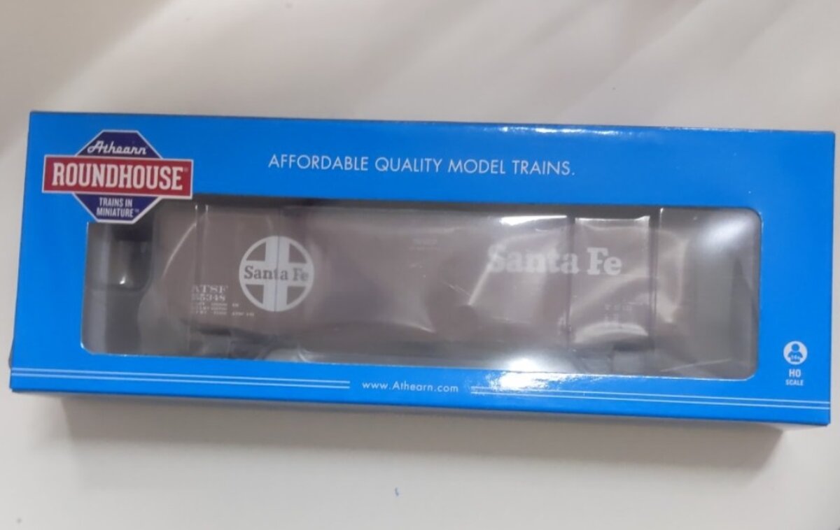Roundhouse 15721 Santa Fe 50' PD Smoothside Boxcar #55348
