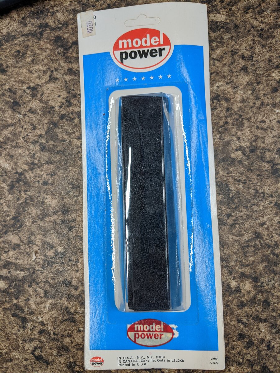 Model Power 4020 HO Coal Loads (Set of 2)