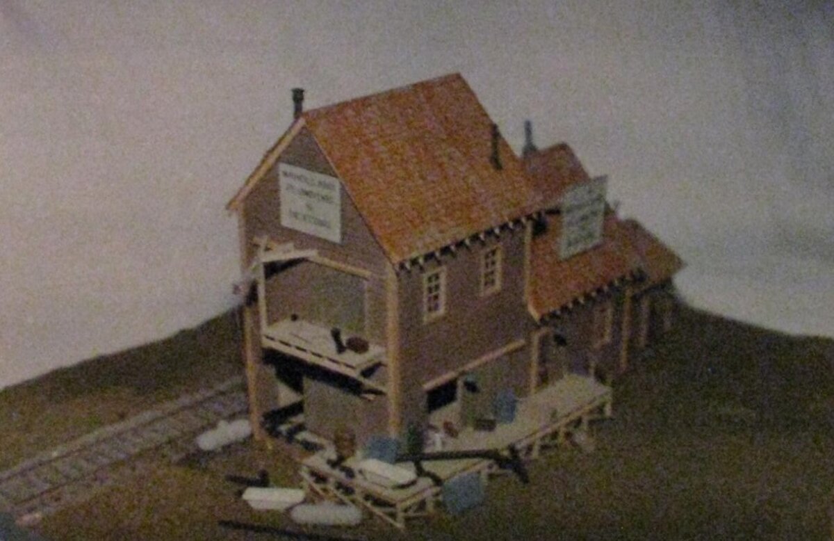 Tom's Railroad Corner 6 HO L. W. Maholland Plumbing & Heating Kit