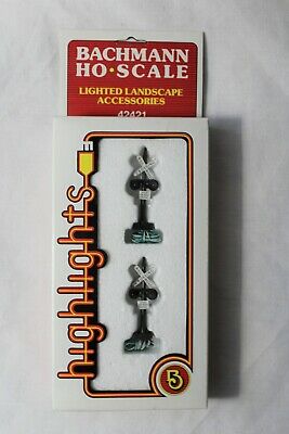 Bachmann 42421 HO Crossing Signals Lighted Landscape Accessories