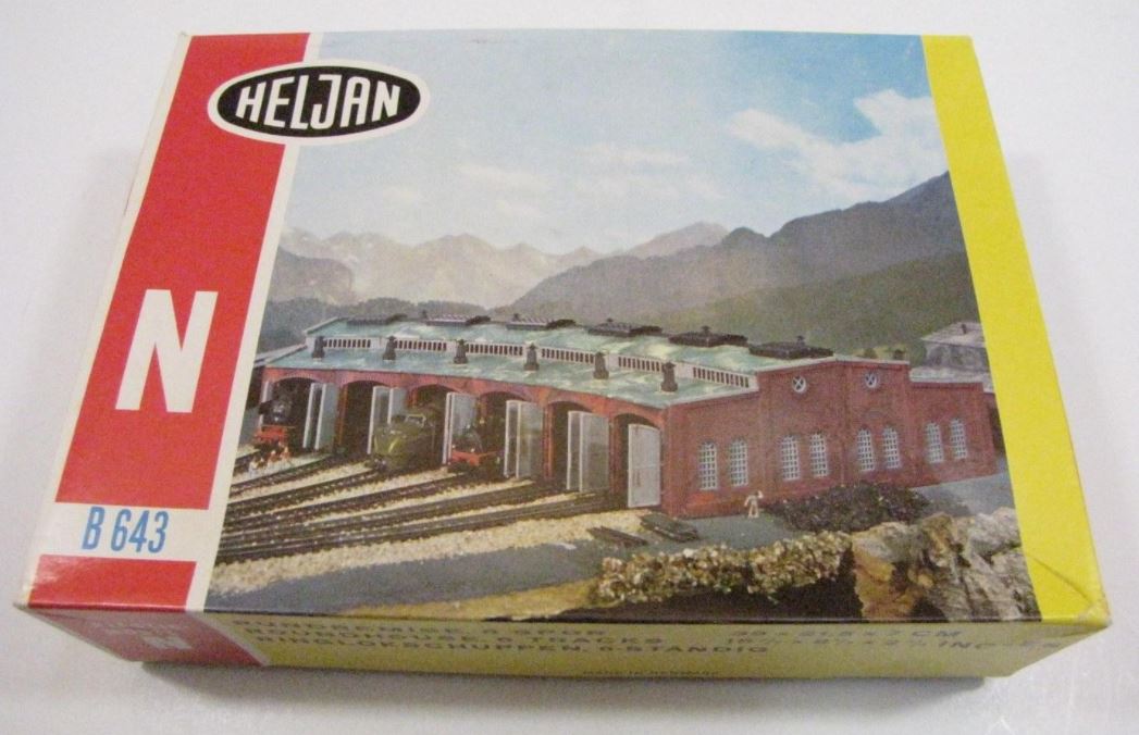 Heljan 643 N 6-Bay Round House Building Kit
