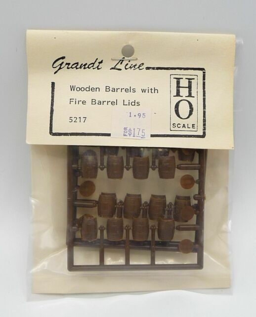 Grandt Line 5217 HO Brown Wooden Barrels Plastic Kit