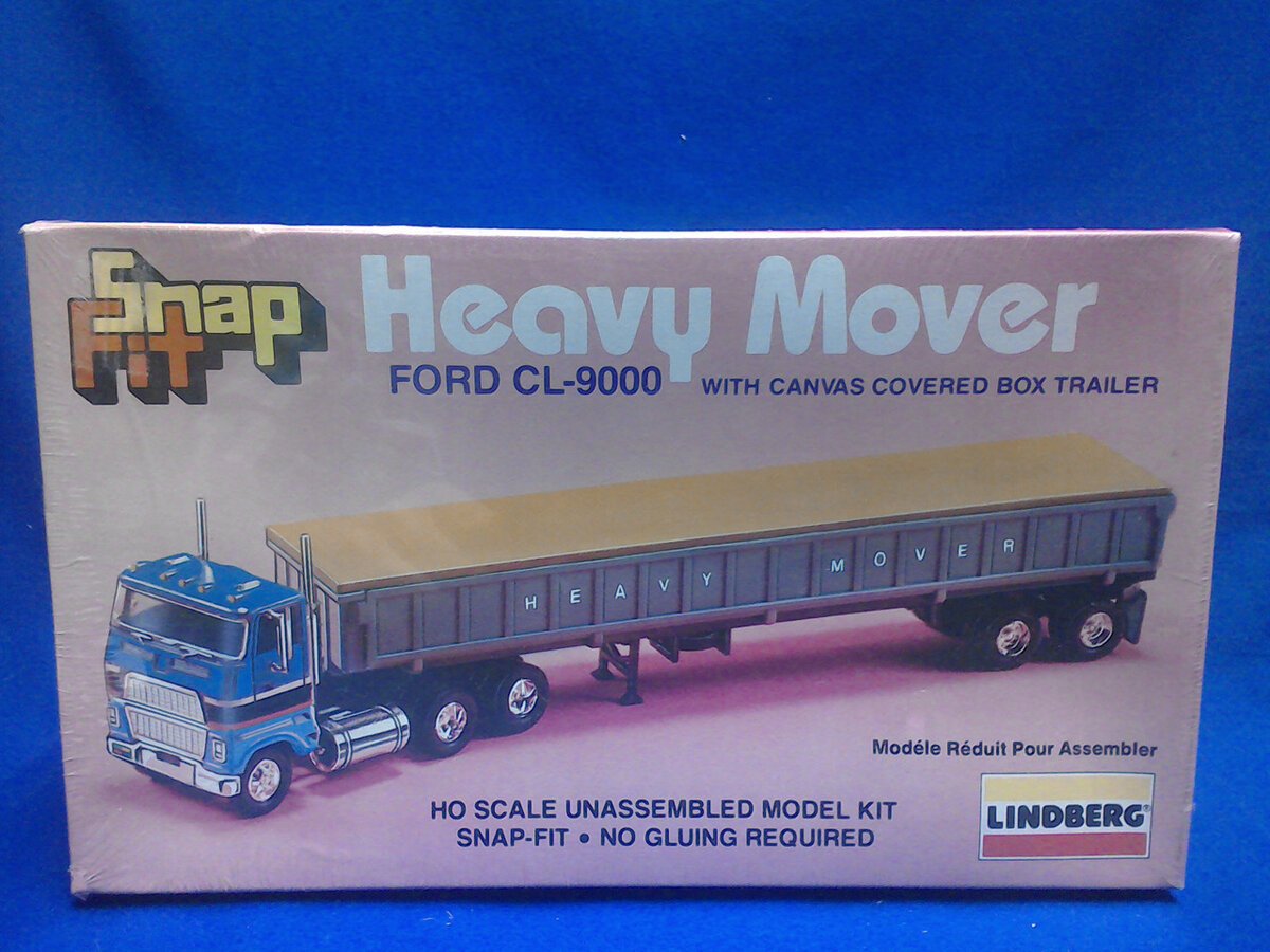Lindberg 1052 HO Ford CL-9000 Canvas Covered Box Trailer Heavy MoverSnap-Fit Kit
