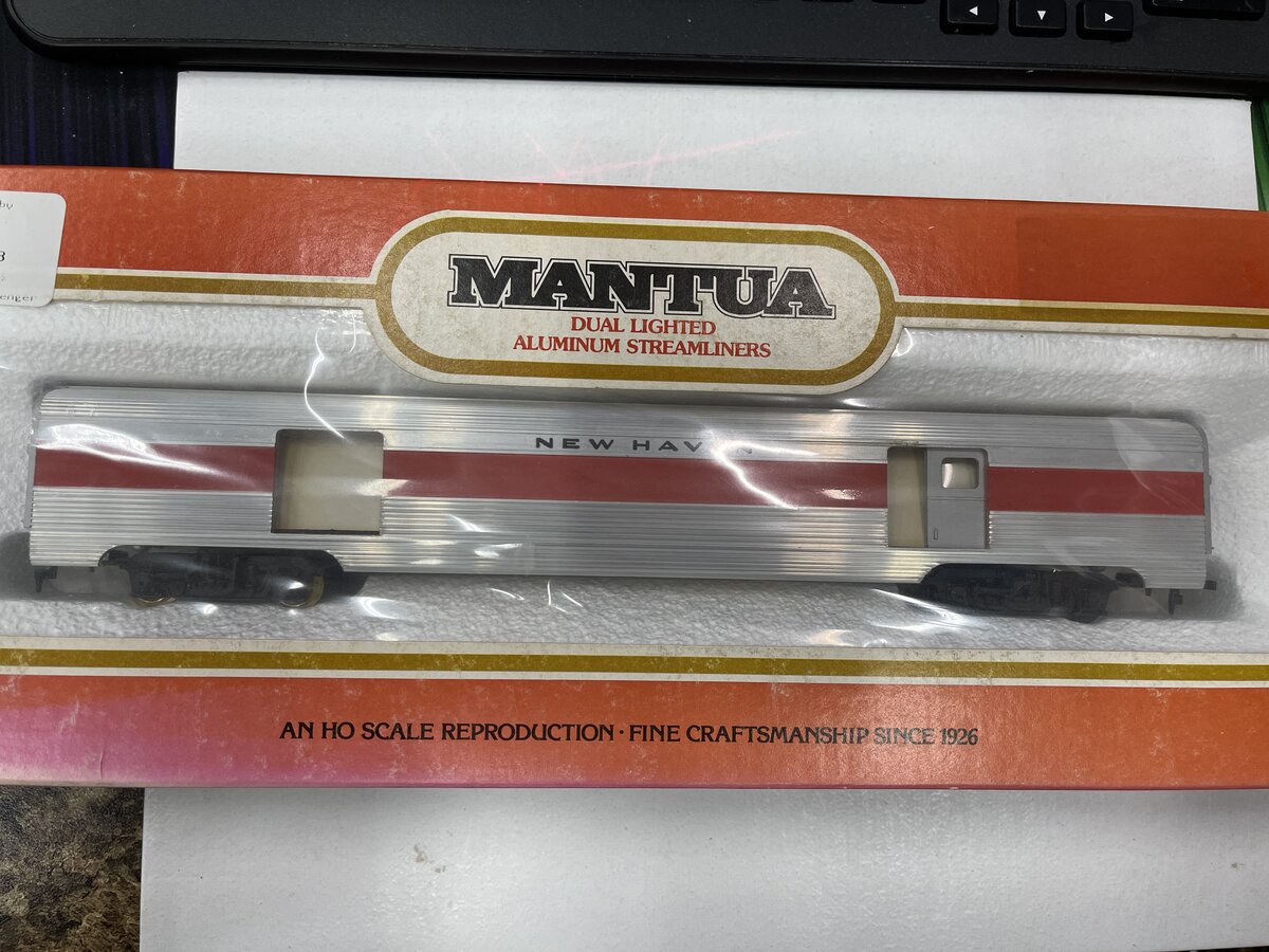 Mantua 221-29 HO Scale Baggage Car New Haven
