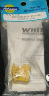 Athearn 5507 HO Scale Freightliner Tractor Chessie System Kit