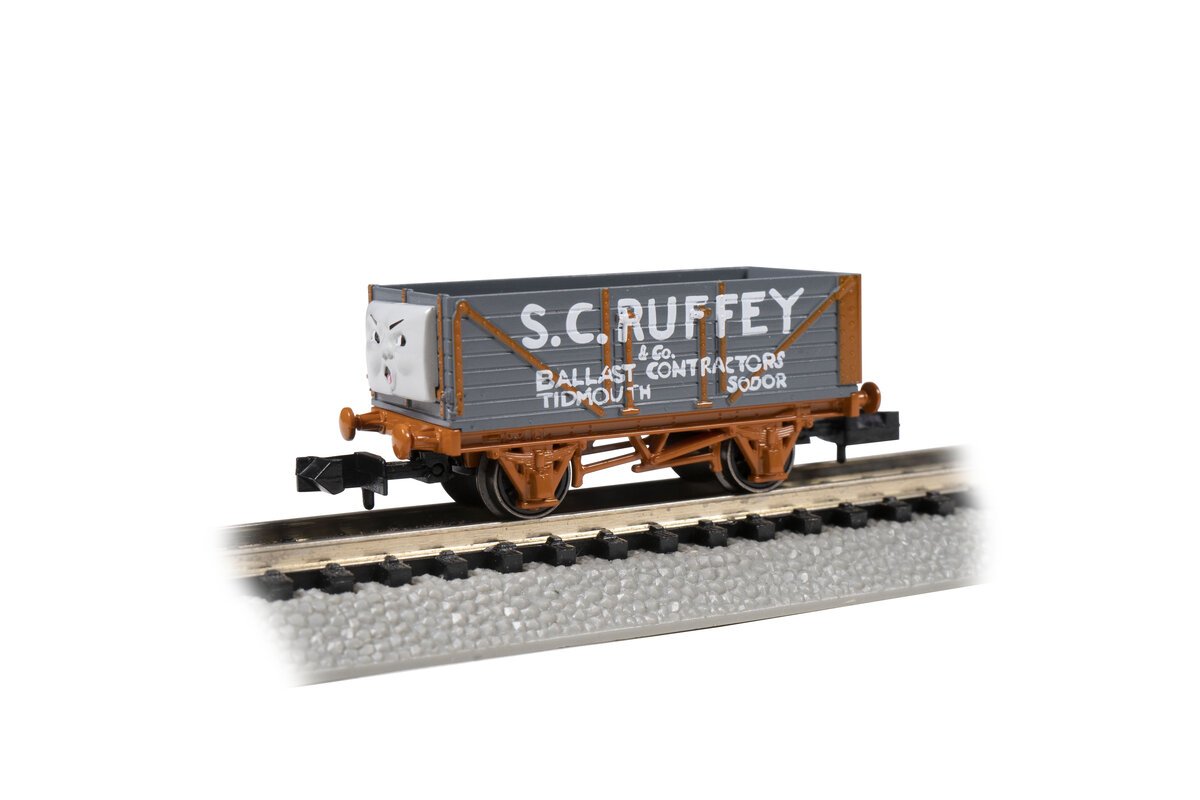 Ｂacmann Ｔrains Ｔhomas &james Bachmann - G James The Red Engine w/Moving Eyes - Walmart.com