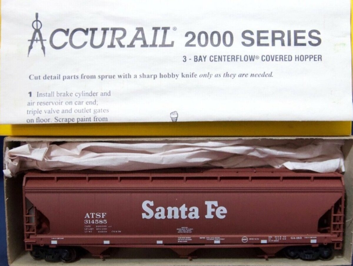 Accurail 22002 Santa Fe ACF 3 Bay Center Flow Road Number May Vary Kit