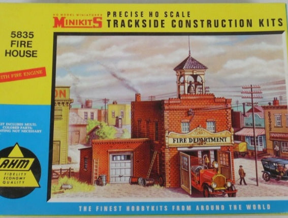 AHM 5835 HO Fire House Building Kit