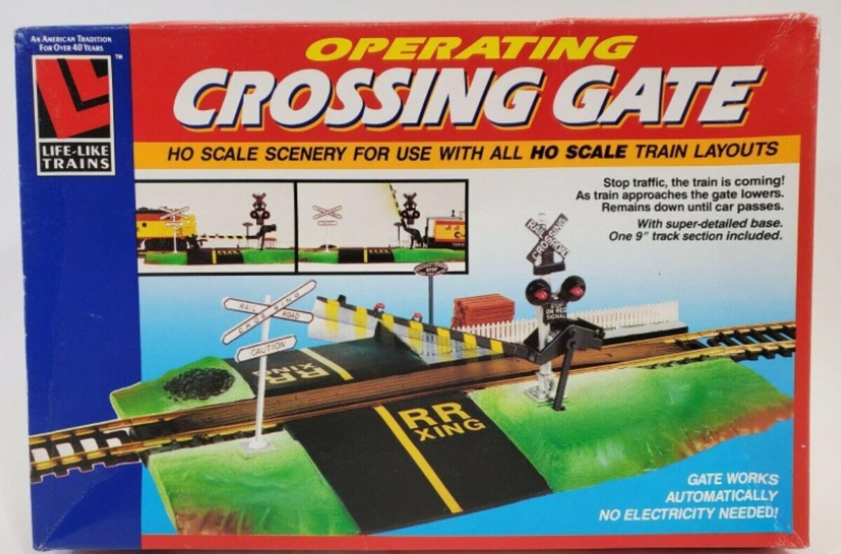 Life Like 8209 HO Operating Crossing Gate W/Super Detailed Base Kit