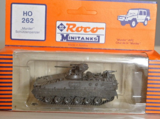 Roco 262 1:87 Minitanks Maurder APC w/ 20mm MG-German Army – Trainz
