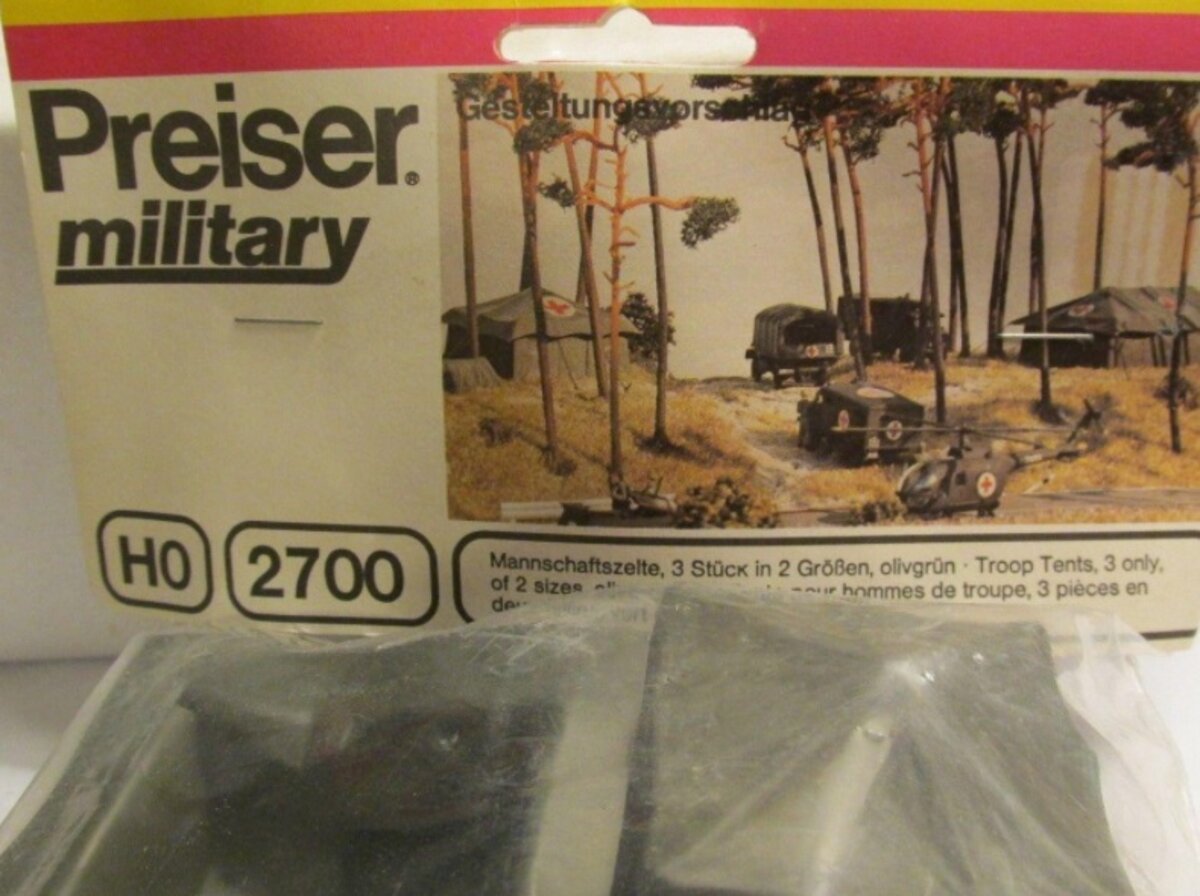 Preiser 2700 HO Military Troop Tents Plastic Model Kit