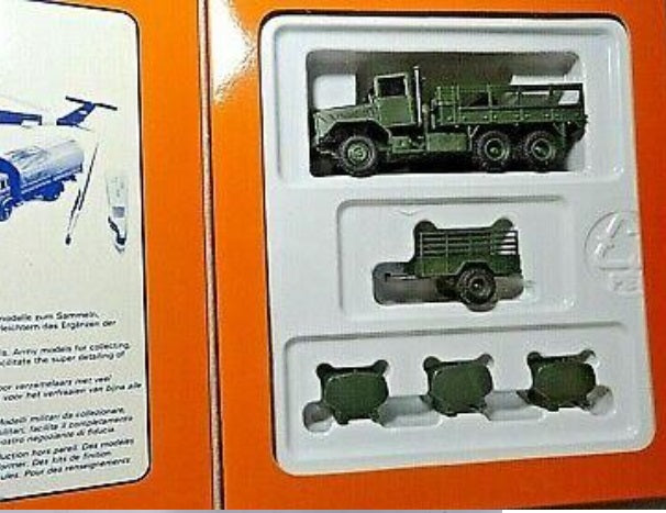 Roco 570 HO Minitanks M-925 Five Ton Fuel Tanker Set
