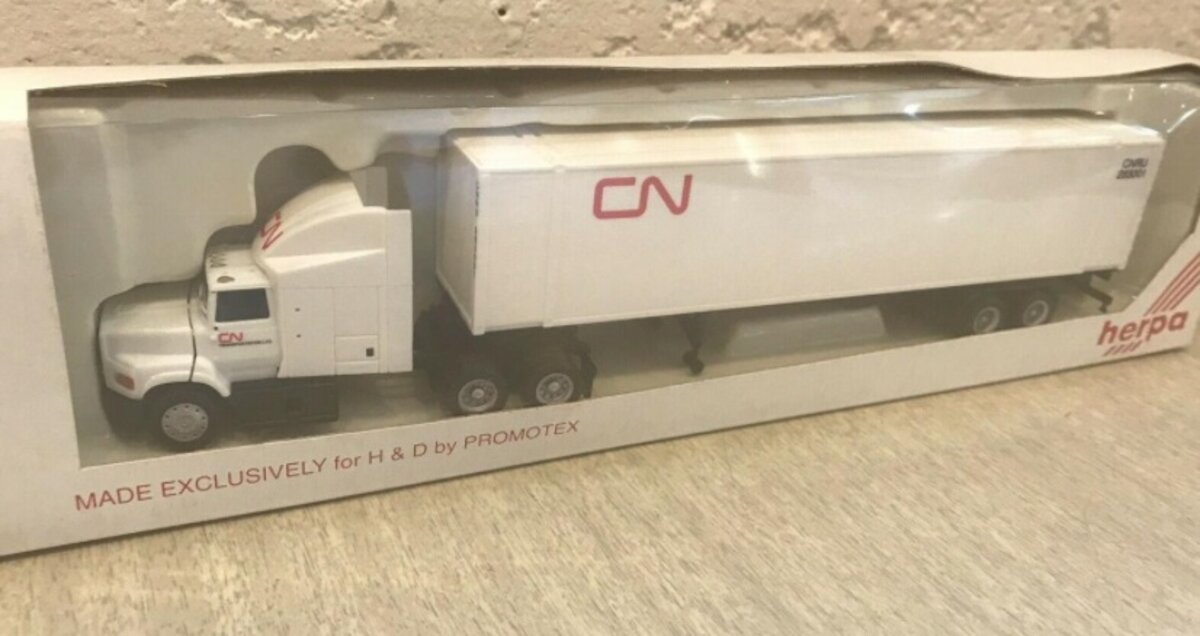 Herpa 2035 HO CN Tractor Trailer