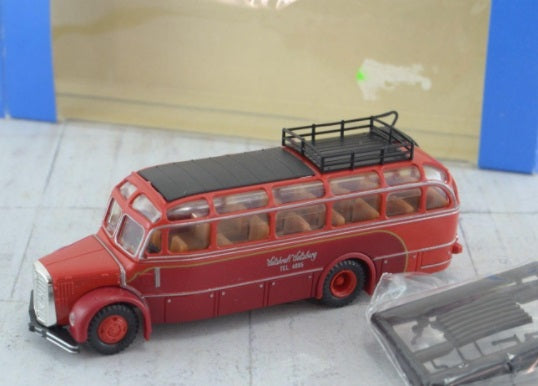 Roco 1601 HO Old Timer Coach Bus Saurer Komet