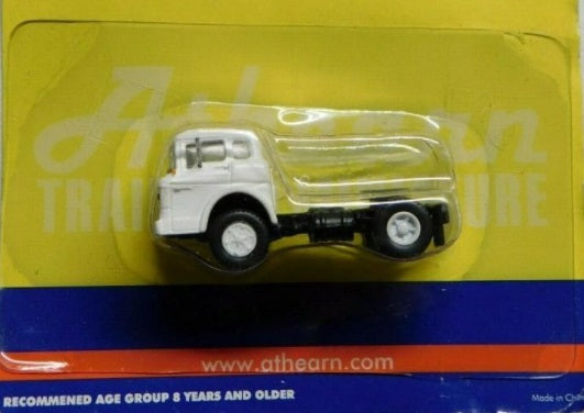 Athearn 10040 N Scale White/Black Ford C-Series Tractor