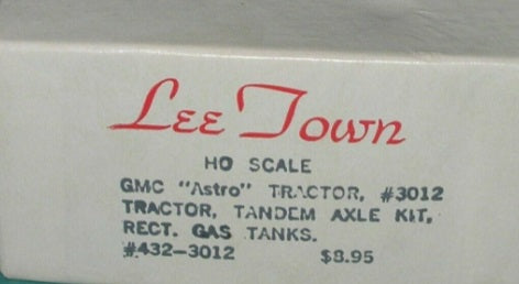 Lee Town 432-3012 HO GMC Astro Tractor #3012 Tandem Axle Kit Rect Gas Tanks Kit