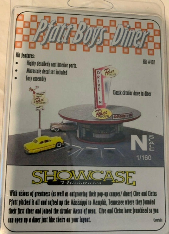 Showcase Miniatures 107 N Scale Pfatt Boys Diner Model Kit