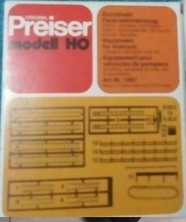 Preiser 1007 HO Fire Truck Ladders, Railing on Roof Plastic Model Kit