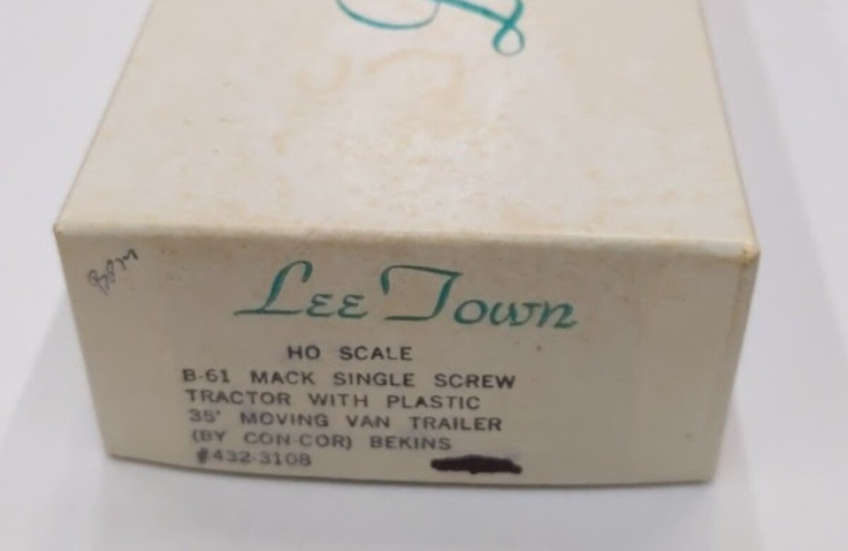Lee Town 432-3108 HO Scale B-61 Mack Single Screw Tractor With Plastic 35'