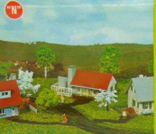 Aurora 4121-150 N Scale Three Village Houses Kit