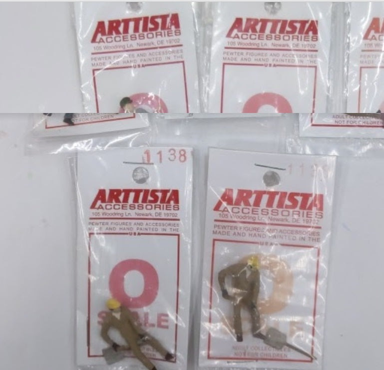 Arttista Lot of 8 O Scale Figures Firefighter / Workers
