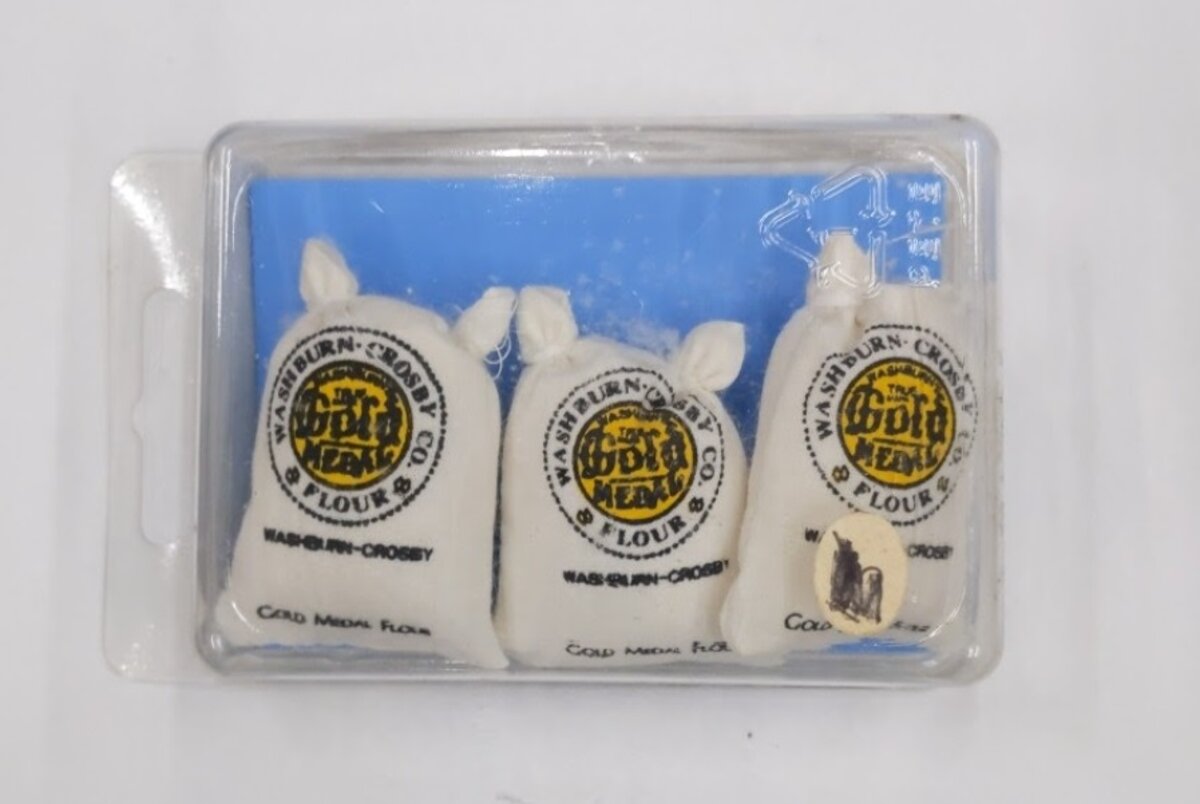 Just Plain Folk 226-1 G Scale Gold Metal Flour Sacks