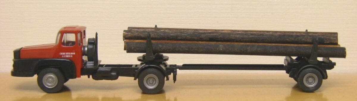 Barnhart Log Co. 14-303 HO Log Truck