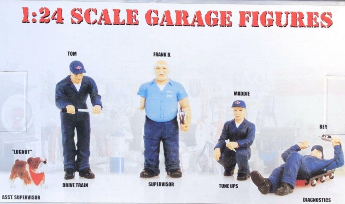 GMP G2400103 G 1:18 Garage Figures Parts Department (Box of 5)