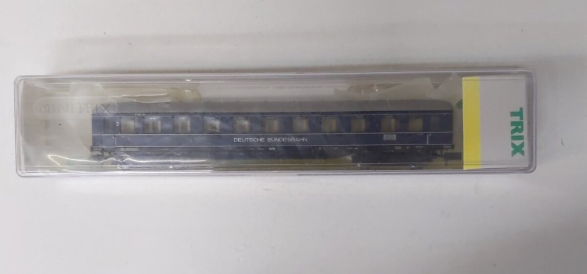 Trix 15739-18 N Scale Rheingold Wagen 1952 EP. III
